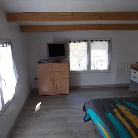 Appartement Logement Independant Sur Propriete Privee A 3 Minutes De La Roche Sur Yon *