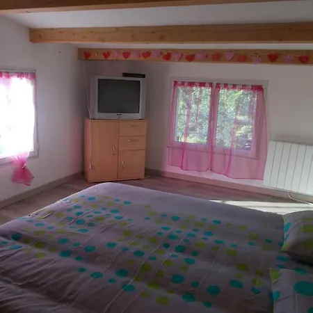 Appartement Logement Independant Sur Propriete Privee A 3 Minutes De La Roche Sur Yon