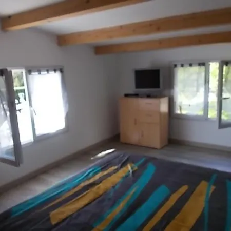 Logement Independant Sur Propriete Privee A 3 Minutes De La Roche Sur Yon Venansault